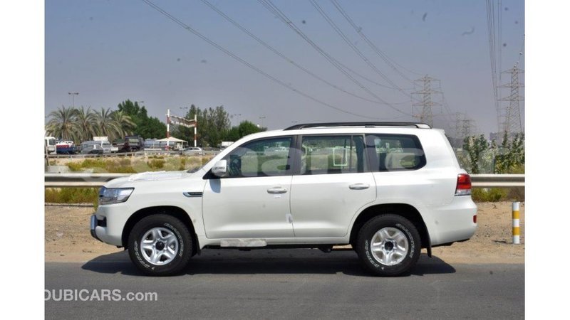 Big with watermark toyota land cruiser dhufar import dubai 2327