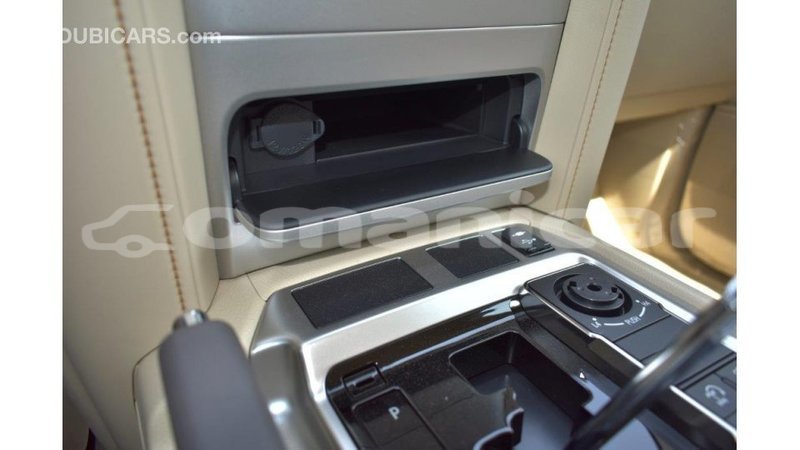 Big with watermark toyota land cruiser dhufar import dubai 2327