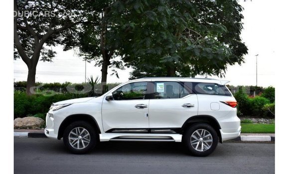 Buy Import Toyota Fortuner White Car in Import - Dubai in Dhufar Buy Import Toyota Fortuner White Car in Import - Dubai in Dhufar
