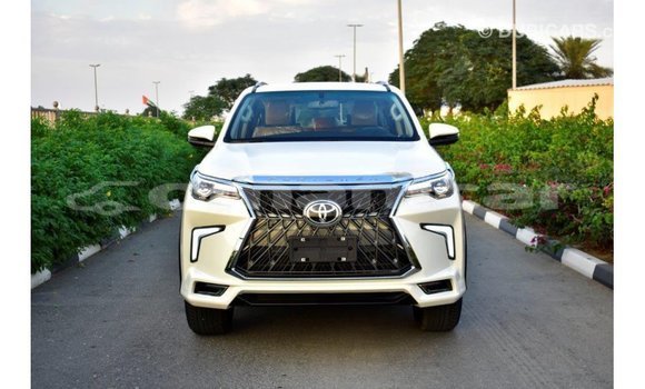 Buy Import Toyota Fortuner White Car in Import - Dubai in Dhufar Buy Import Toyota Fortuner White Car in Import - Dubai in Dhufar