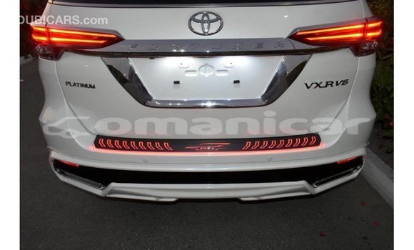 Buy Import Toyota Fortuner White Car in Import - Dubai in Dhufar Buy Import Toyota Fortuner White Car in Import - Dubai in Dhufar