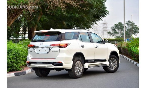 Buy Import Toyota Fortuner White Car in Import - Dubai in Dhufar Buy Import Toyota Fortuner White Car in Import - Dubai in Dhufar