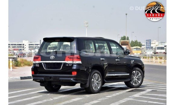 Buy Import Toyota Land Cruiser Black Car in Import - Dubai in Dhufar Buy Import Toyota Land Cruiser Black Car in Import - Dubai in Dhufar