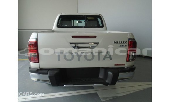 Buy Import Toyota Hilux White Car in Import - Dubai in Dhufar Buy Import Toyota Hilux White Car in Import - Dubai in Dhufar