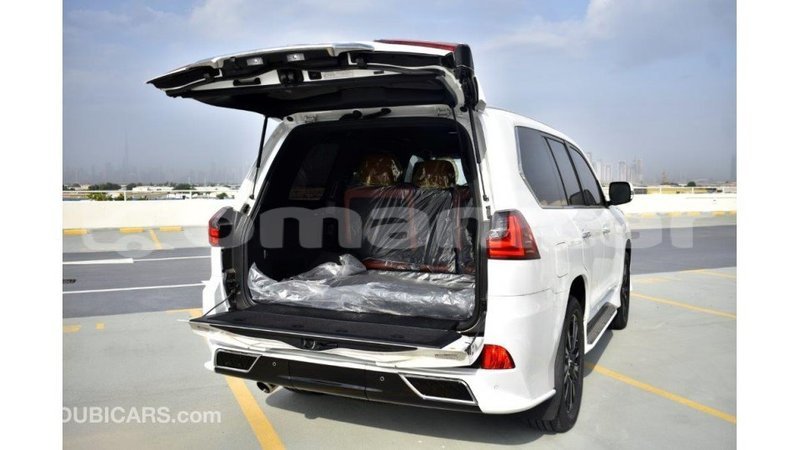 Big with watermark lexus lx dhufar import dubai 2331