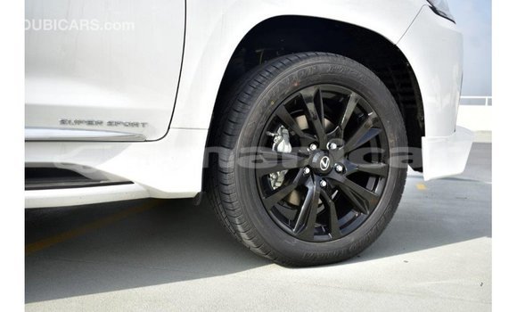 Buy Import Lexus LX White Car in Import - Dubai in Dhufar Buy Import Lexus LX White Car in Import - Dubai in Dhufar