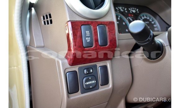 Buy Import Toyota Land Cruiser Beige Car in Import - Dubai in Dhufar Buy Import Toyota Land Cruiser Beige Car in Import - Dubai in Dhufar