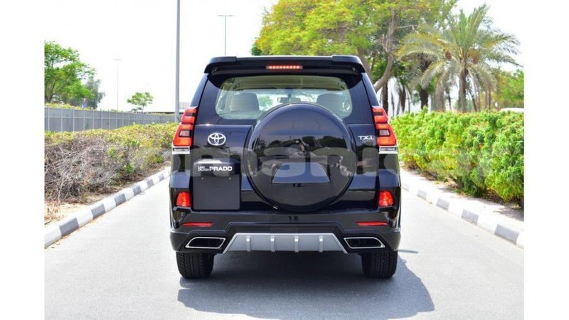 Big with watermark toyota prado dhufar import dubai 2333