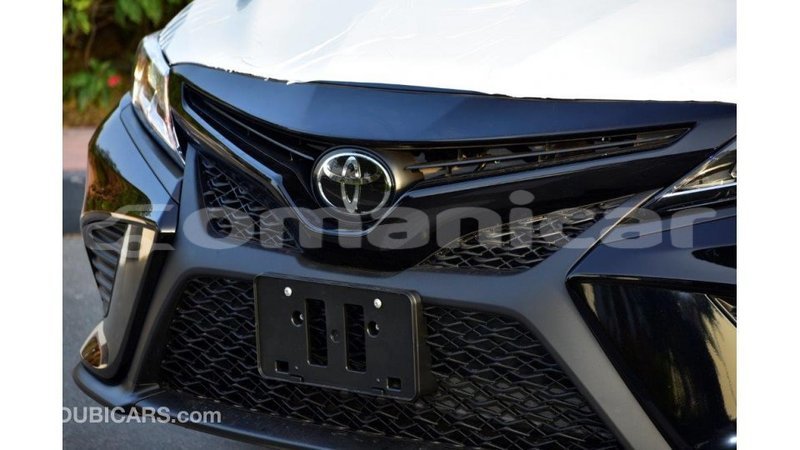 Big with watermark toyota camry dhufar import dubai 2334
