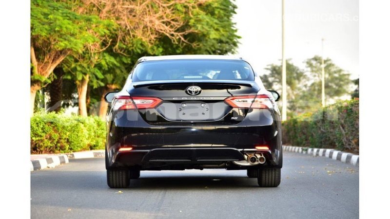 Big with watermark toyota camry dhufar import dubai 2334