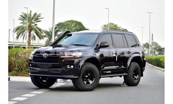 Buy Import Toyota Land Cruiser Black Car in Import - Dubai in Dhufar Buy Import Toyota Land Cruiser Black Car in Import - Dubai in Dhufar