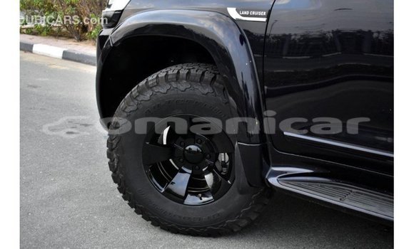 Buy Import Toyota Land Cruiser Black Car in Import - Dubai in Dhufar Buy Import Toyota Land Cruiser Black Car in Import - Dubai in Dhufar