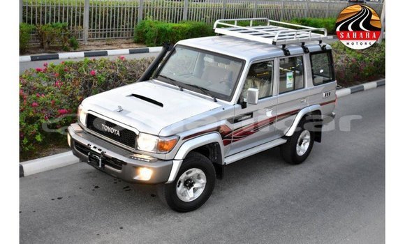 Buy Import Toyota Land Cruiser Other Car in Import - Dubai in Dhufar Buy Import Toyota Land Cruiser Other Car in Import - Dubai in Dhufar