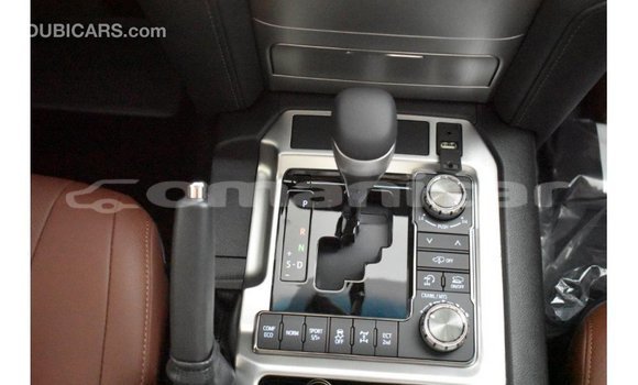 Buy Import Toyota Land Cruiser Other Car in Import - Dubai in Dhufar Buy Import Toyota Land Cruiser Other Car in Import - Dubai in Dhufar