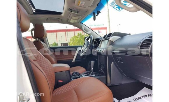 Buy Import Toyota Prado White Car in Import - Dubai in Dhufar Buy Import Toyota Prado White Car in Import - Dubai in Dhufar