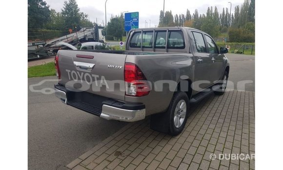Buy Import Toyota Hilux Other Car in Import - Dubai in Dhufar Buy Import Toyota Hilux Other Car in Import - Dubai in Dhufar
