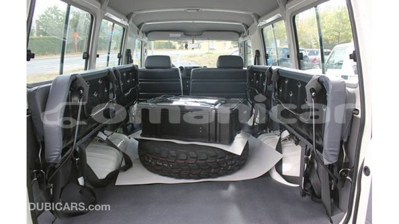 Big with watermark toyota land cruiser dhufar import dubai 2362