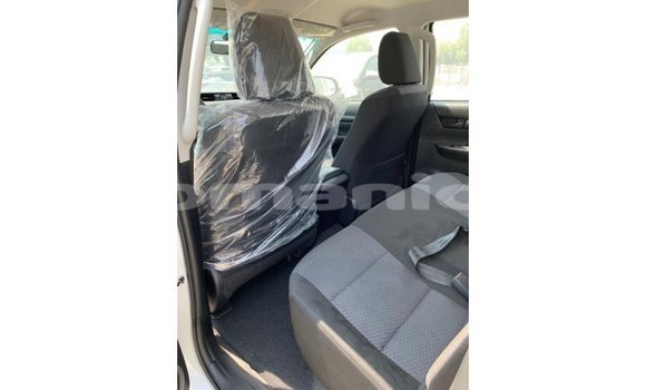 Buy Import Toyota Hilux White Car in Import - Dubai in Dhufar Buy Import Toyota Hilux White Car in Import - Dubai in Dhufar