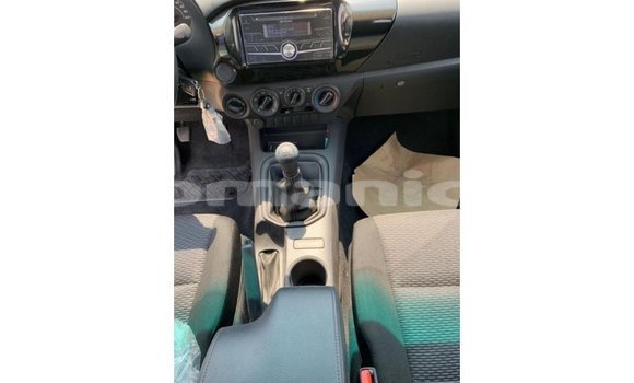Buy Import Toyota Hilux White Car in Import - Dubai in Dhufar Buy Import Toyota Hilux White Car in Import - Dubai in Dhufar