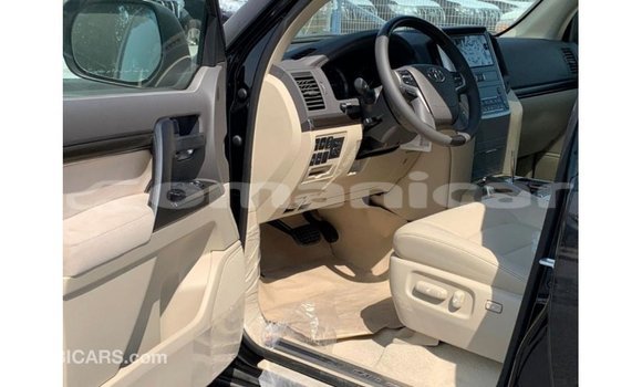 Buy Import Toyota Land Cruiser Black Car in Import - Dubai in Dhufar Buy Import Toyota Land Cruiser Black Car in Import - Dubai in Dhufar