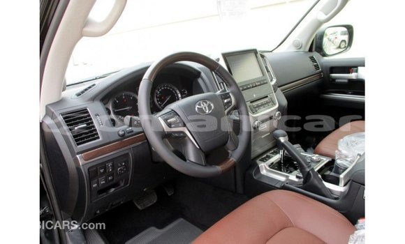 Buy Import Toyota Land Cruiser Black Car in Import - Dubai in Dhufar Buy Import Toyota Land Cruiser Black Car in Import - Dubai in Dhufar