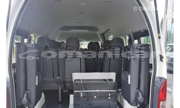 Buy Import Toyota Hiace White Car in Import - Dubai in Dhufar Buy Import Toyota Hiace White Car in Import - Dubai in Dhufar
