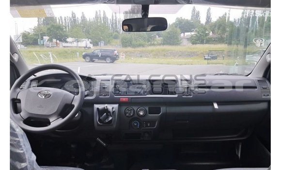 Buy Import Toyota Hiace White Car in Import - Dubai in Dhufar Buy Import Toyota Hiace White Car in Import - Dubai in Dhufar