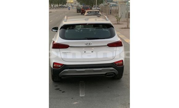 Buy Import Hyundai Santa Fe White Car in Import - Dubai in Dhufar Buy Import Hyundai Santa Fe White Car in Import - Dubai in Dhufar