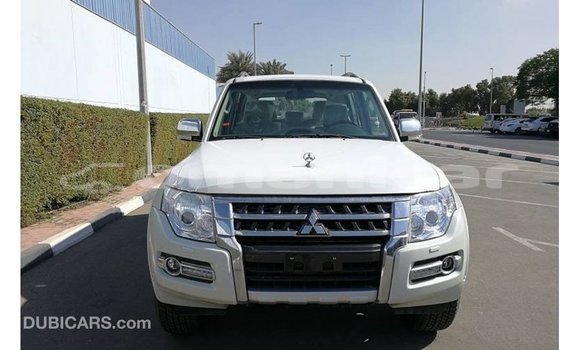 Buy Import Mitsubishi Pajero White Car in Import - Dubai in Dhufar Buy Import Mitsubishi Pajero White Car in Import - Dubai in Dhufar