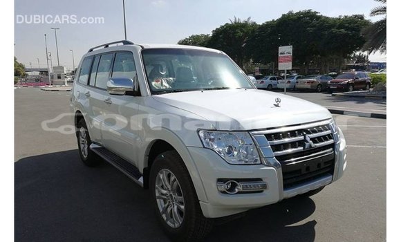 Buy Import Mitsubishi Pajero White Car in Import - Dubai in Dhufar Buy Import Mitsubishi Pajero White Car in Import - Dubai in Dhufar