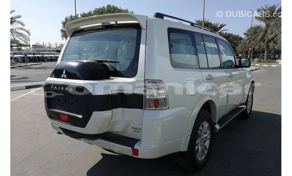 Buy Import Mitsubishi Pajero White Car in Import - Dubai in Dhufar Buy Import Mitsubishi Pajero White Car in Import - Dubai in Dhufar