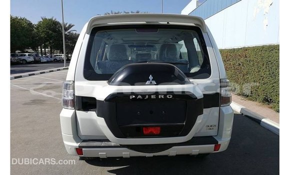 Buy Import Mitsubishi Pajero White Car in Import - Dubai in Dhufar Buy Import Mitsubishi Pajero White Car in Import - Dubai in Dhufar
