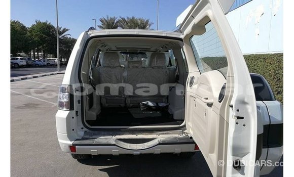 Buy Import Mitsubishi Pajero White Car in Import - Dubai in Dhufar Buy Import Mitsubishi Pajero White Car in Import - Dubai in Dhufar