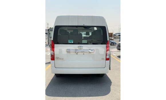 Buy Import Toyota Hiace White Car in Import - Dubai in Dhufar Buy Import Toyota Hiace White Car in Import - Dubai in Dhufar