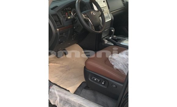 Buy Import Toyota Land Cruiser Black Car in Import - Dubai in Dhufar Buy Import Toyota Land Cruiser Black Car in Import - Dubai in Dhufar