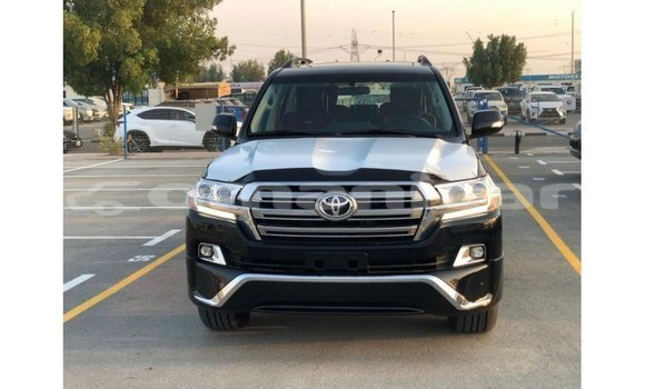 Buy Import Toyota Land Cruiser Black Car in Import - Dubai in Dhufar Buy Import Toyota Land Cruiser Black Car in Import - Dubai in Dhufar