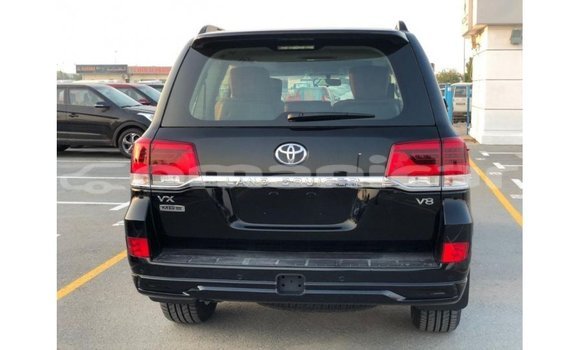 Buy Import Toyota Land Cruiser Black Car in Import - Dubai in Dhufar Buy Import Toyota Land Cruiser Black Car in Import - Dubai in Dhufar