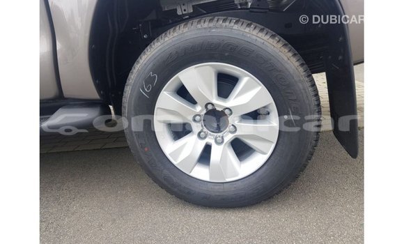 Buy Import Toyota Hilux Brown Car in Import - Dubai in Dhufar Buy Import Toyota Hilux Brown Car in Import - Dubai in Dhufar