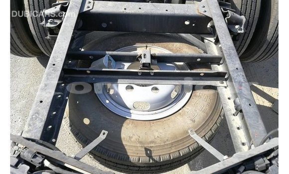 Buy Import Mitsubishi Carisma White Car in Import - Dubai in Dhufar Buy Import Mitsubishi Carisma White Car in Import - Dubai in Dhufar