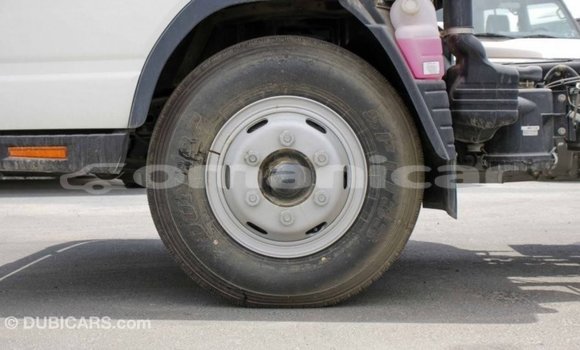 Buy Import Mitsubishi Carisma White Car in Import - Dubai in Dhufar Buy Import Mitsubishi Carisma White Car in Import - Dubai in Dhufar