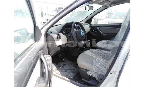 Buy Import Renault Duster White Car in Import - Dubai in Dhufar Buy Import Renault Duster White Car in Import - Dubai in Dhufar