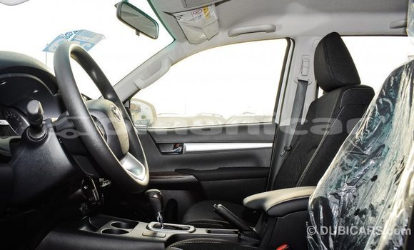 Buy Import Toyota Hilux White Car in Import - Dubai in Dhufar Buy Import Toyota Hilux White Car in Import - Dubai in Dhufar