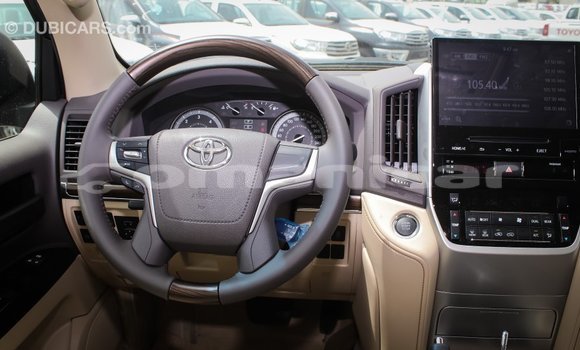Buy Import Toyota Land Cruiser Black Car in Import - Dubai in Dhufar Buy Import Toyota Land Cruiser Black Car in Import - Dubai in Dhufar