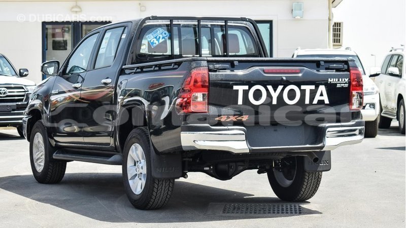 Big with watermark toyota hilux dhufar import dubai 2398