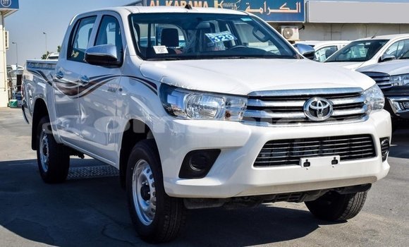 Buy Import Toyota Hilux White Car in Import - Dubai in Dhufar Buy Import Toyota Hilux White Car in Import - Dubai in Dhufar