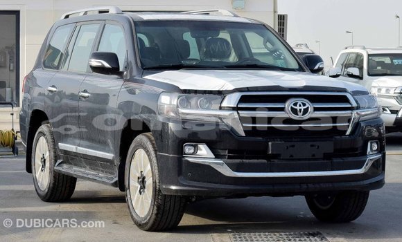 Buy Import Toyota Land Cruiser Black Car in Import - Dubai in Dhufar Buy Import Toyota Land Cruiser Black Car in Import - Dubai in Dhufar