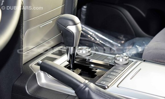 Buy Import Toyota Land Cruiser Black Car in Import - Dubai in Dhufar Buy Import Toyota Land Cruiser Black Car in Import - Dubai in Dhufar