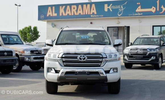 Buy Import Toyota Land Cruiser White Car in Import - Dubai in Dhufar Buy Import Toyota Land Cruiser White Car in Import - Dubai in Dhufar
