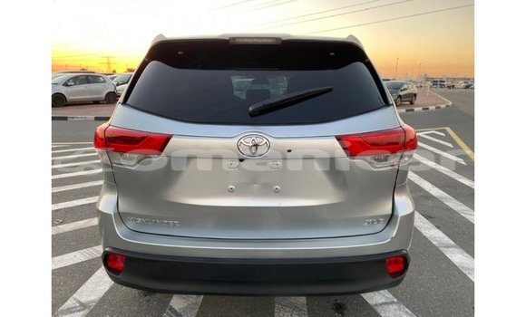 Buy Import Toyota Highlander Other Car in Import - Dubai in Dhufar Buy Import Toyota Highlander Other Car in Import - Dubai in Dhufar