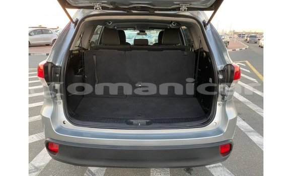 Buy Import Toyota Highlander Other Car in Import - Dubai in Dhufar Buy Import Toyota Highlander Other Car in Import - Dubai in Dhufar